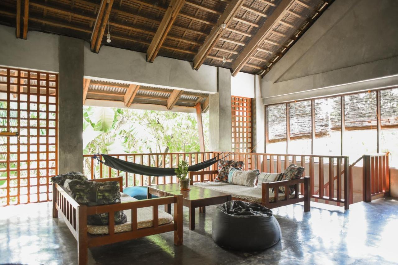Sinag Hostel (Adults Only) General Luna  Ngoại thất bức ảnh