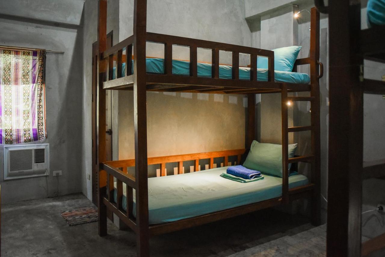 Sinag Hostel (Adults Only) General Luna  Ngoại thất bức ảnh