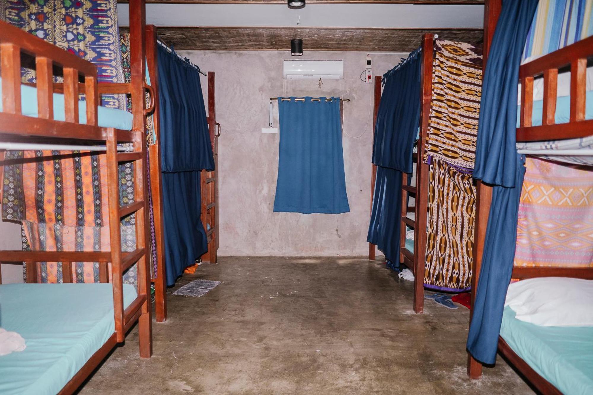 Sinag Hostel (Adults Only) General Luna  Ngoại thất bức ảnh